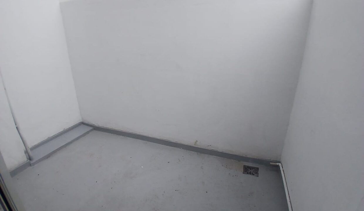 Image00005